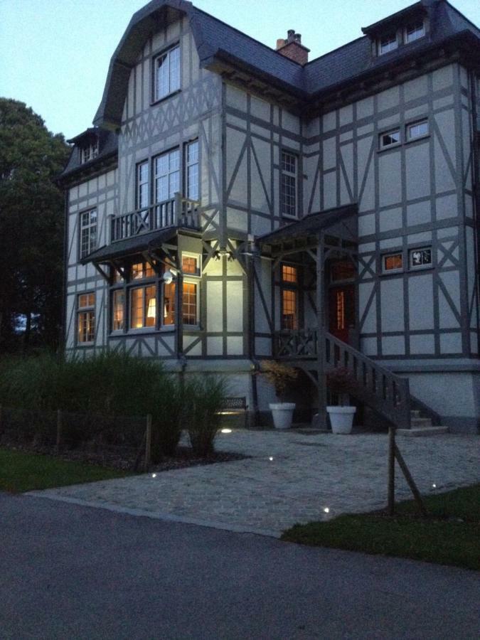 Bed and Breakfast Domaine des Bruyères Sains-en-Amiénois Esterno foto